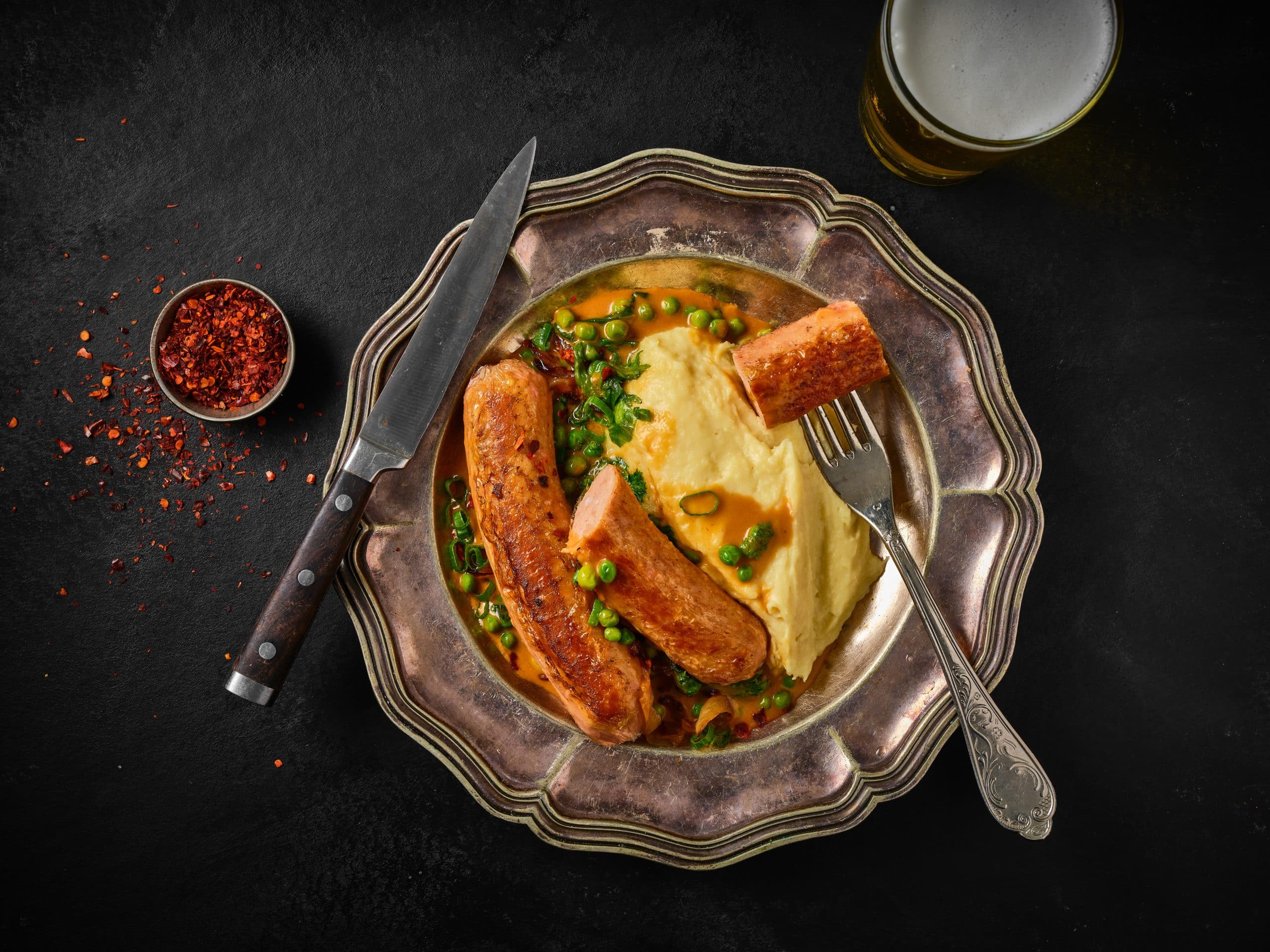 Redefine Pro Bratwurst with Mashed Potatoes and Peas